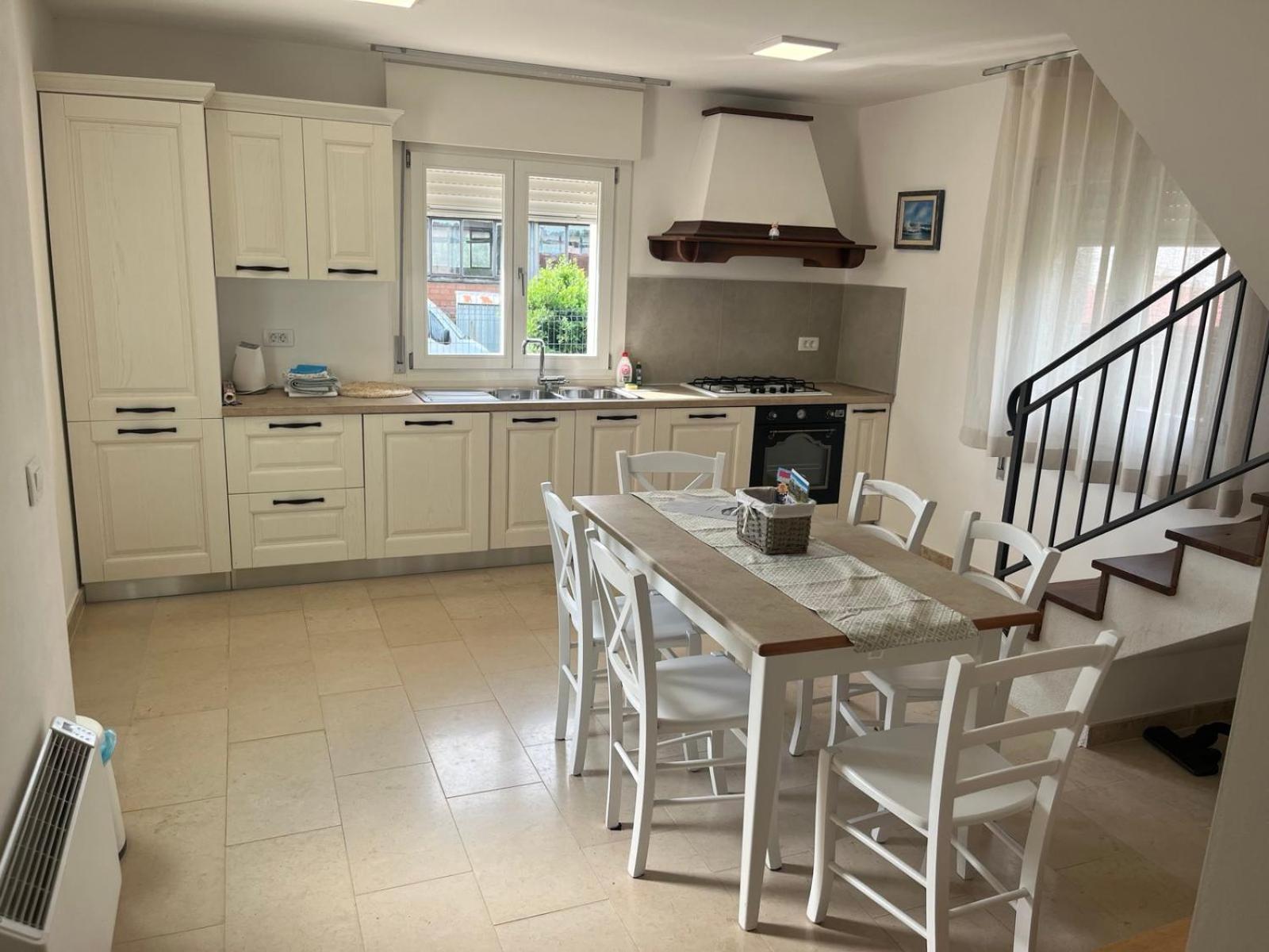 Lana Apartman
